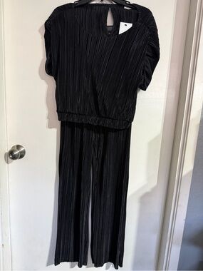 BNWT Women’s 2pc Set Kali Fashions Blouse With Shoulder Pads And Pants Size S